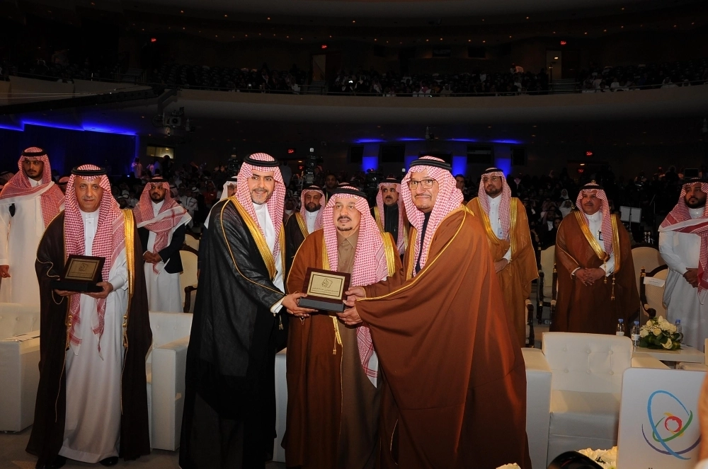 أمير الرياض يتوج الفائزين في التصفيات النهائية للأولمبياد الوطني "إبداع 2020"