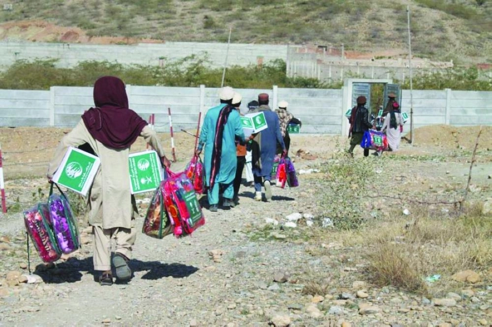 






مستفيدون من المساعدات السعودية