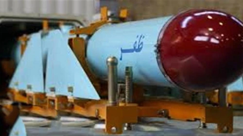 






حطام القمر الصناعي ظفر                                                      (مكة)