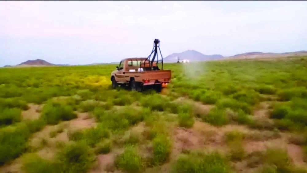 






الفرق الميدانية خلال عمليات مكافحة الجراد                                                                                                             (مكة)