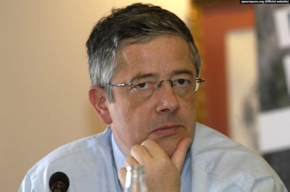 






رولان مارشال