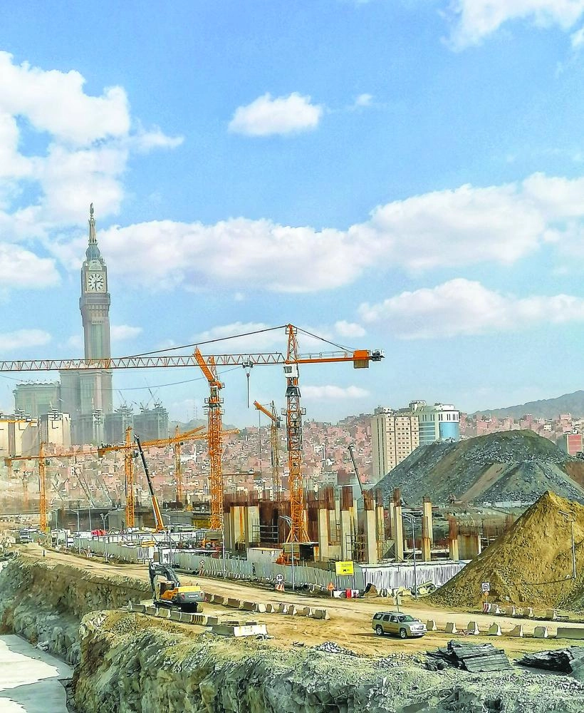 رفع قواعد مسجد الملك عبدالله بمكة (أنس الحارثي)