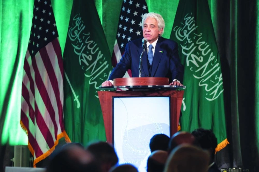 القصبي متحدثا بالمنتدى (مكة)