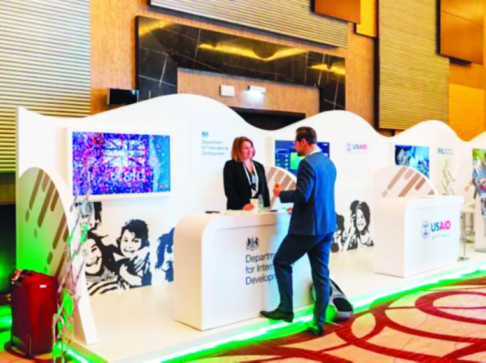 من المعرض الفني الإنساني   (مكة)