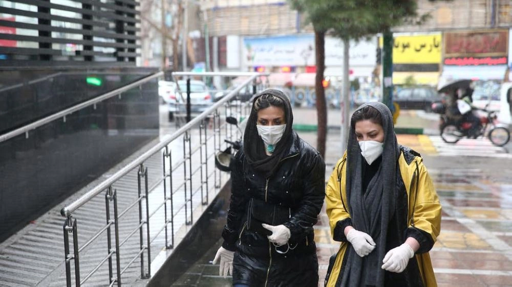 






إيرانيتان في سوق خال بطهران                                                                                         (مكة)