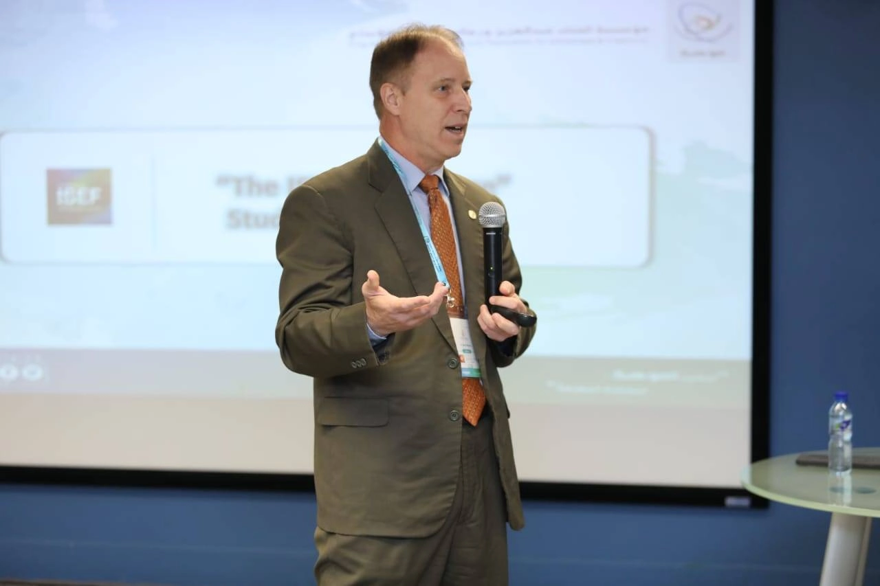 برنامج تاهيلي لخوض مسابقة "إيسيف" الدولية