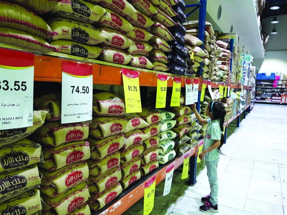 






توفر المنتجات الغذائية في الأسواق                                                                                                         (مكة)