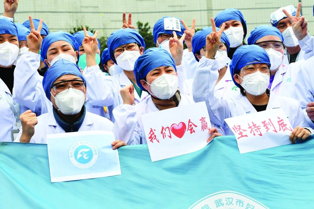 






احتفالية صينية بإغلاق أحد مستشفيات الحجر الصحي       (د ب أ)