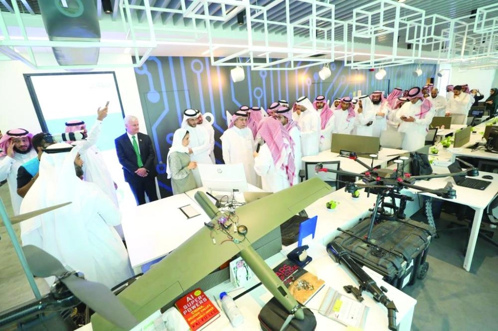 






القصبي خلال الجولة                            (مكة)