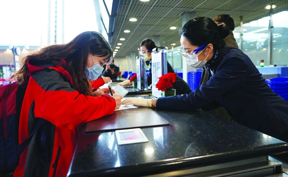 






خبير صيني لدى وصوله إلى روما                                     (د ب أ)