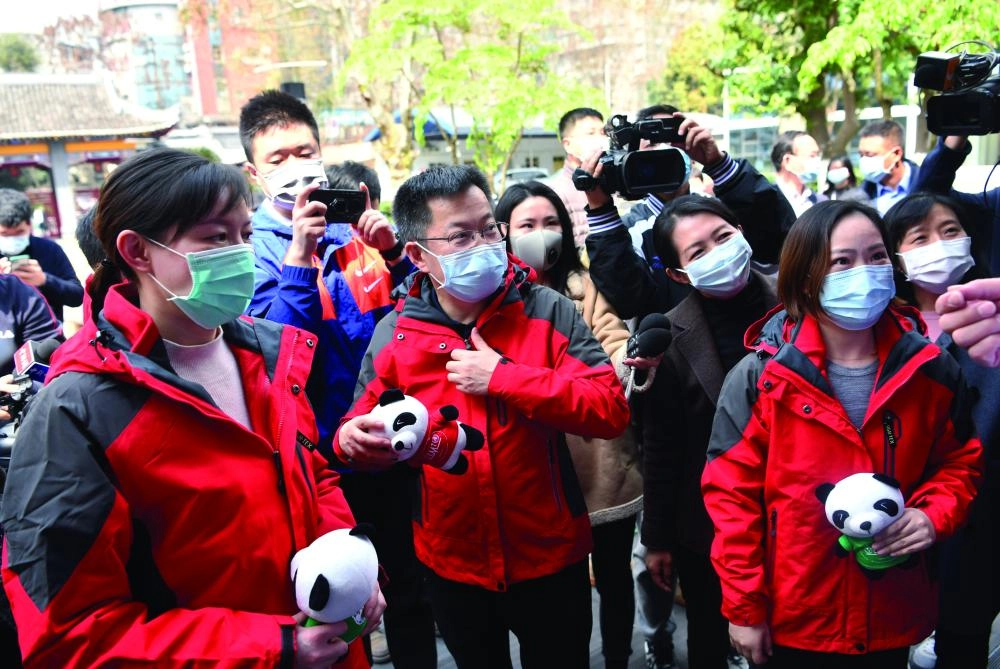 






خبراء صينيون يتحدثون لوسائل الإعلام قبل سفرهم لمساعدة إيطاليا