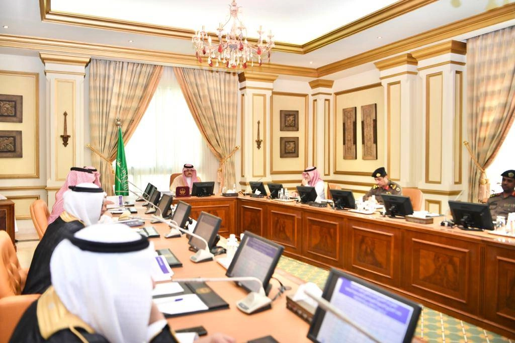 أثناء الاجتماع