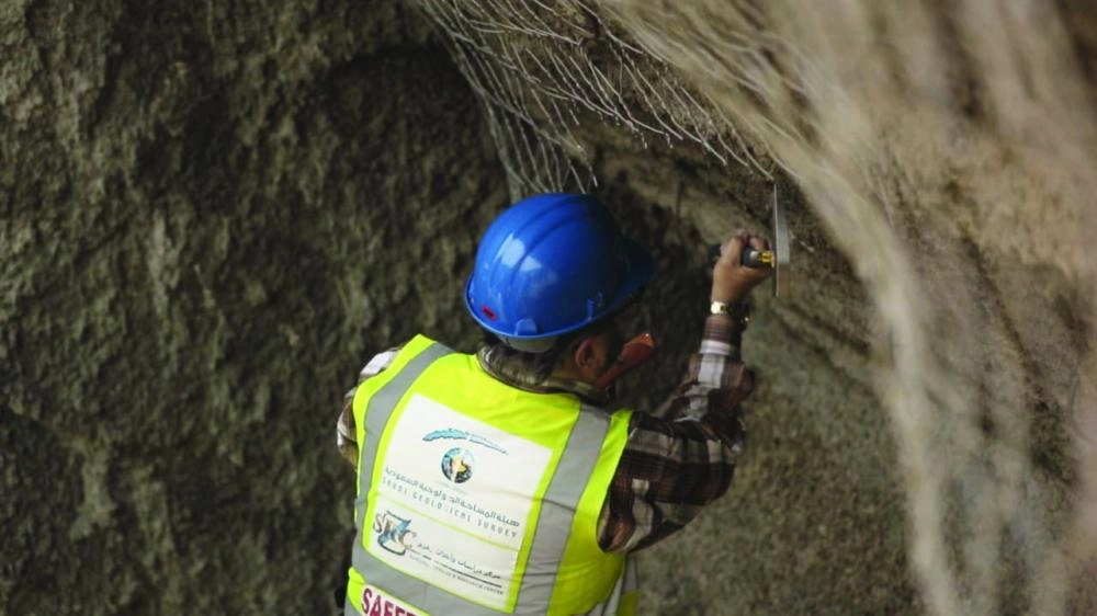 مشروع طريق الملك عبدالعزيز (1)