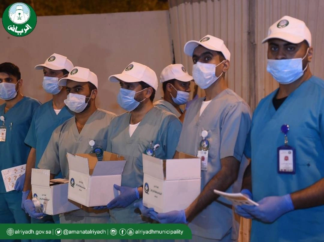 أمانة الرياض تبدأ بتوزيع معقمها مجانا في 25 موقعا