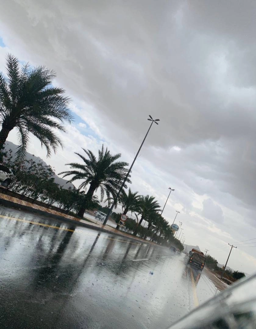 من الأمطار على نجران أمس (مكة)
