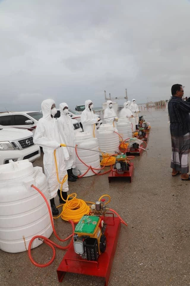 "إعمار اليمن" يطلق حملة الوقاية والتعقيم في حضرموت