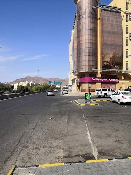 الدائري الثاني (الملك عبدالله) قبل منع التجول الجزئي من الساعة 3 عصرا