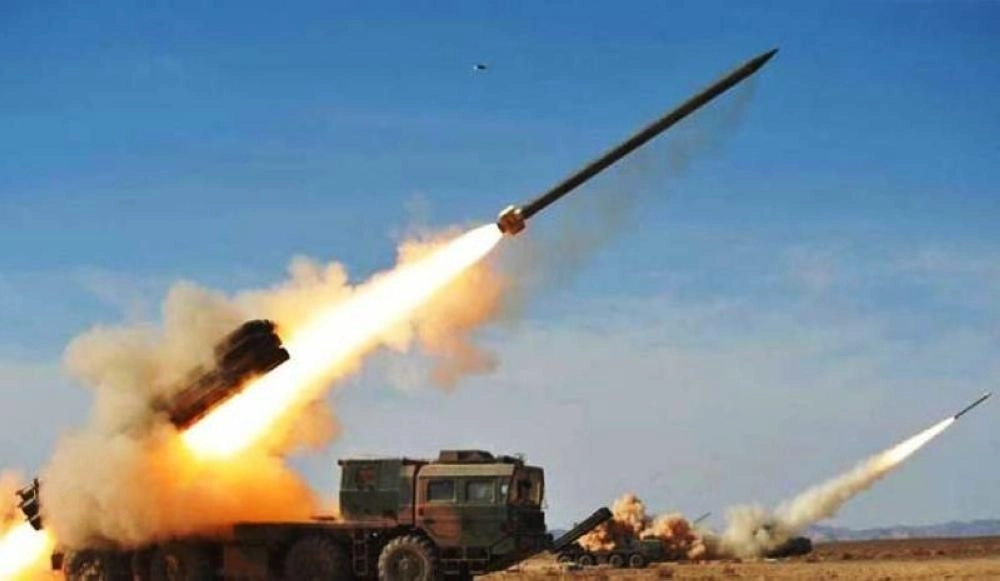 






الدفاعات الجوية السعودية تعترض الصاروخين                                     (مكة)