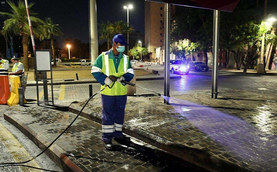 






من عملية الرش والتعقيم