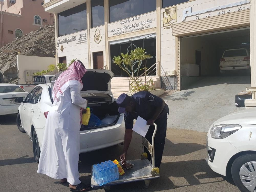 



معونات قدمتها تراحم مكة سابقا         (مكة)