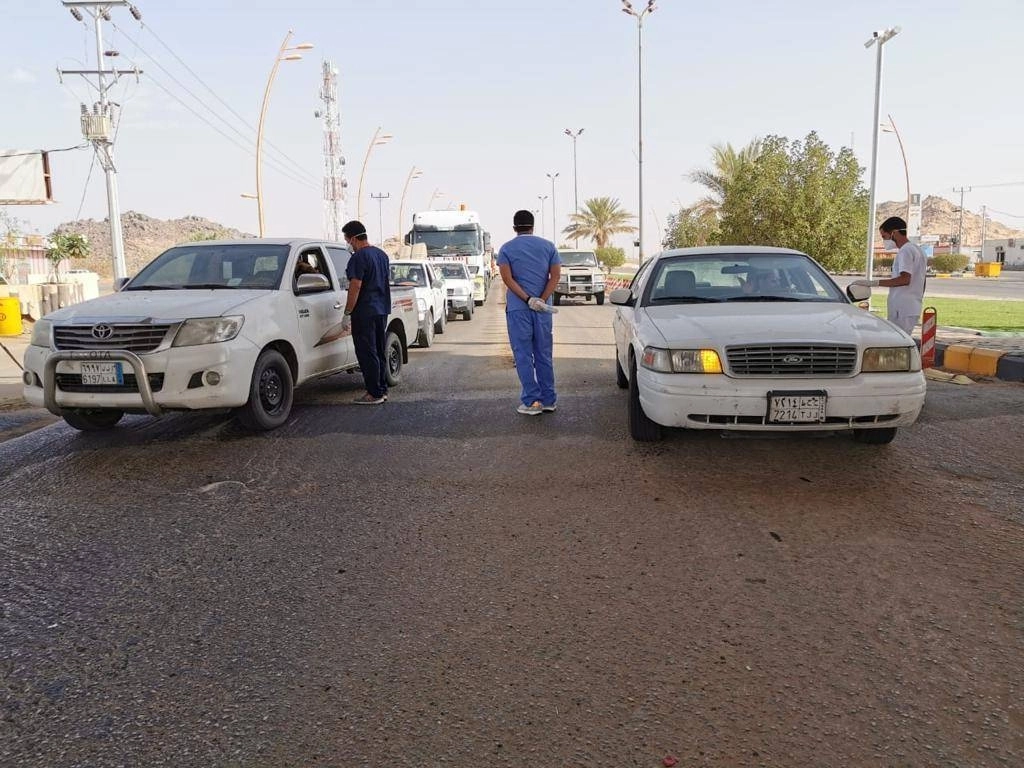 إحدى نقاط الفرز البصري والتوعوي بنجران (مكة)