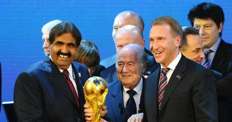 






إعلان فوز روسيا وقطر بتنظيم كأس العالم 2018 و2022                                                        (تويتر)