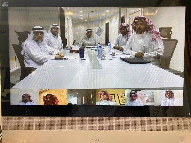 المشاركون في الاجتماع الافتراضي لمركز الملك سلمان للإغاثة (مكة)