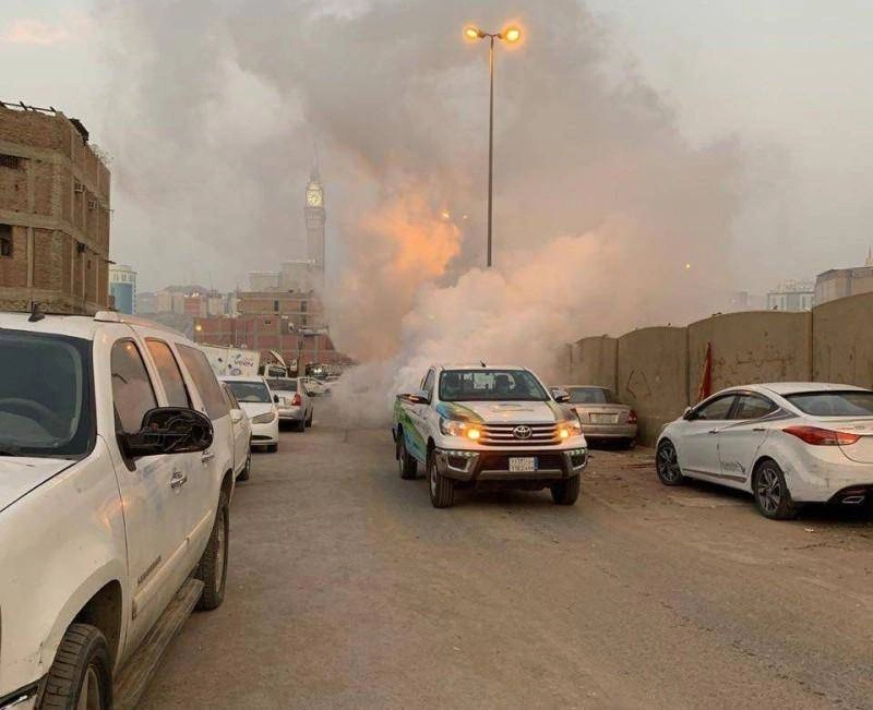 من أعمال تطهير الأحياء المعزولة (مكة)