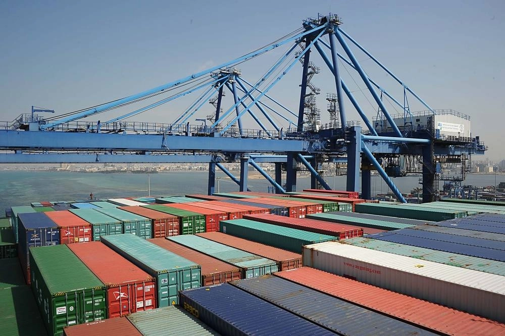 جانب من ميناء جدة                                                                                      (مكة)