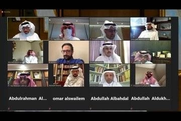حمد آل الشيخ مترئسا اجتماع المركز الوطني للتعليم الالكتروني (مكة)