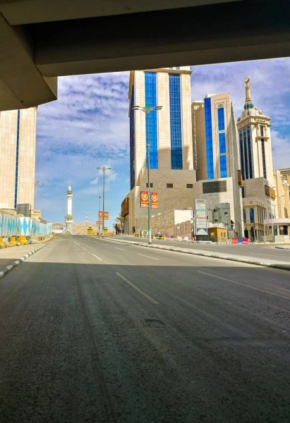 التزام بمنع التجول ( أنس الحارثي)