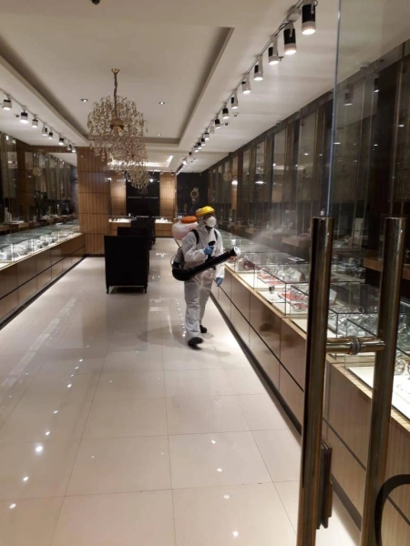 أعمال التطهير والتعقيم ضد فايروس كورونا 