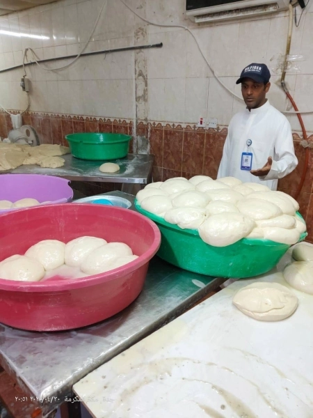 جانب من المصنع