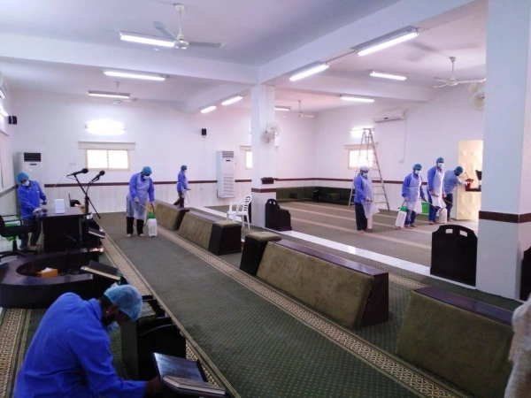 تعقيم  7 ملايين م2 من السجاد بالجوامع والمساجد