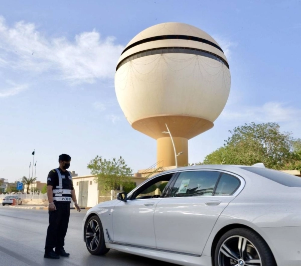 






الجهات الأمنية بمنطقة القصيم خلال تطبيقها أمر منع التجول