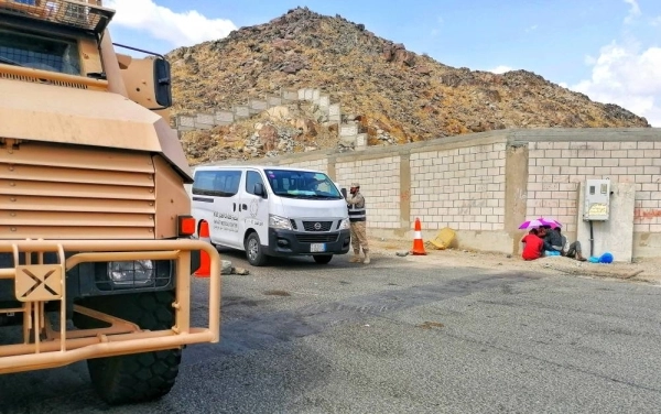  (تصوير /أنس الحارثي) القبض على متخلفين