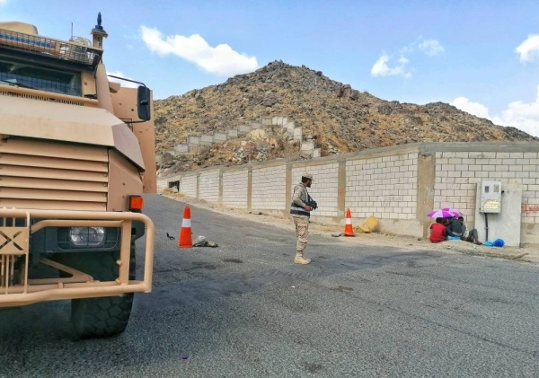  (تصوير /أنس الحارثي) القبض على متخلفين