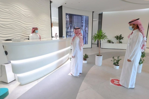 الملكية الفكرية: سلامة الموظفين والمراجعين أولا لبيئة عمل آمنة