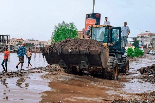 "إعمار اليمن" يستنفر جهوده لدرء مخاطر الأمطار والسيول في عدن