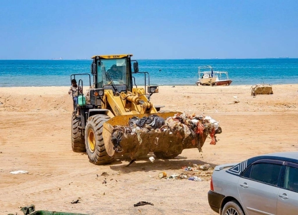 نصف مليون مستفيد من حملة "عدن أجمل" في 62 يوما