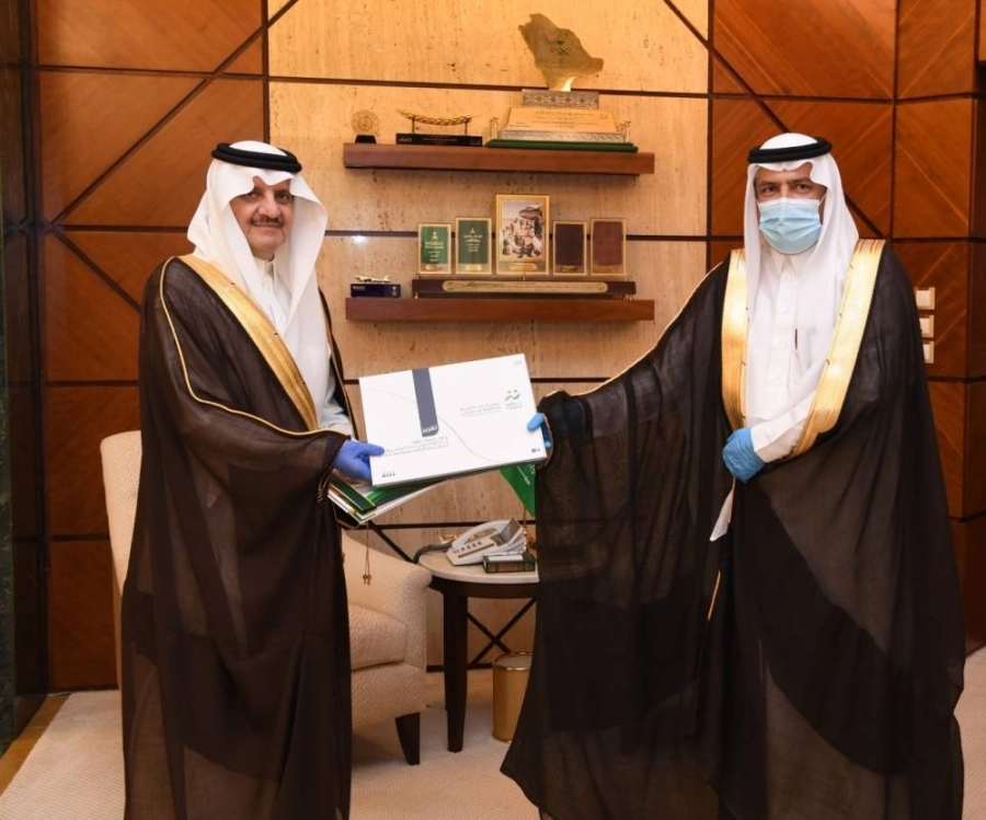 أمير الشرقية يلتقي مدير عام فرع الموارد البشرية والتنمية الاجتماعية