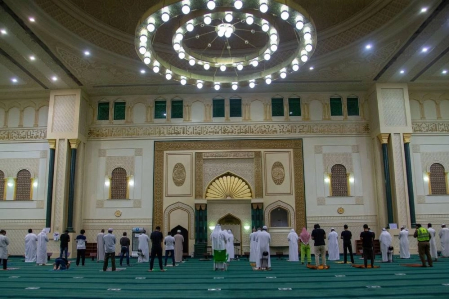 صلاة الفجر في مساجد مكة