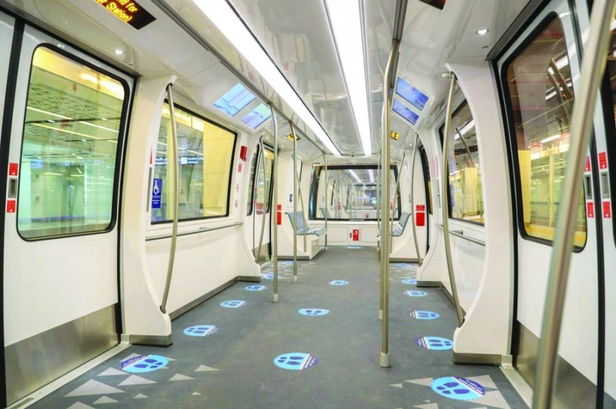 إحدى عربات الناقل الآلي     