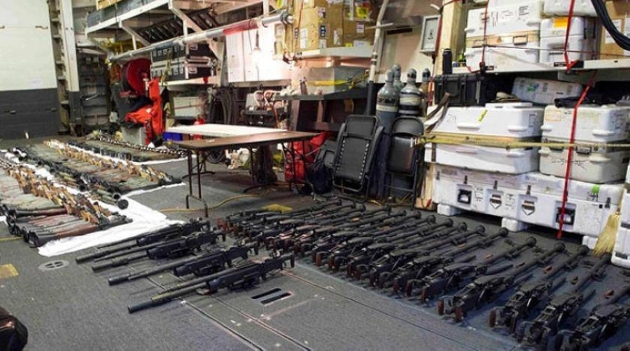 






أسلحة إيرانية اعترضت قبل وصولها للحوثيين                                                         (مكة)