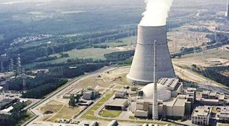 مفاعل بوشهر الإيراني (مكة)