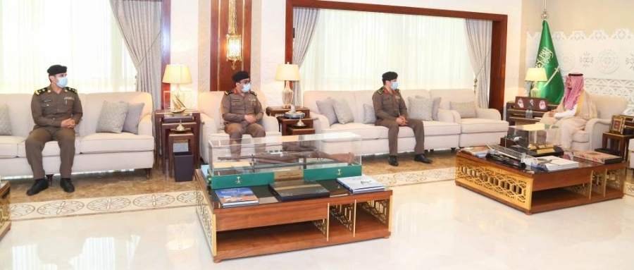 اللقاء في مكتب الأمير