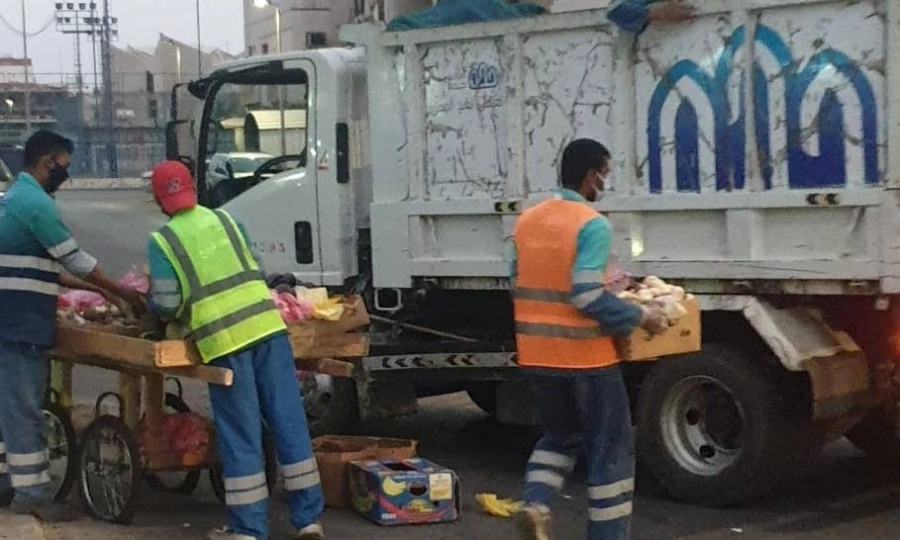 أمانة جدة تصادر 4 أطنان من الخضراوات خلال حملة على الباعة الجائلين