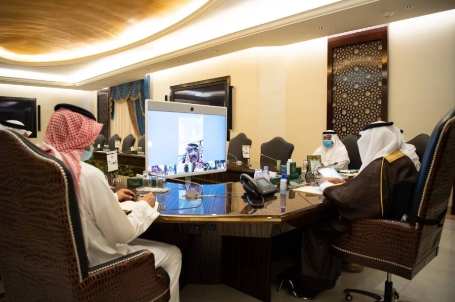 خالد الفيصل يرأس الاجتماع السنوي لمحافظي منطقة مكة المكرمة