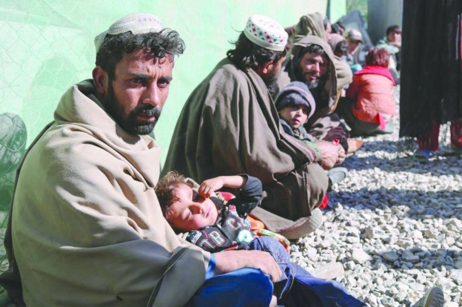 






أفغان يواجهون الفقر في طهران                                  (مكة)