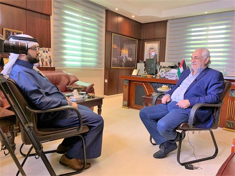 قناصل دول عربية يشيدون بقرار المملكة عبر اقرأ